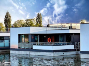 Floating Hideaway- Coco de Mer Ribnitz-Damgarten